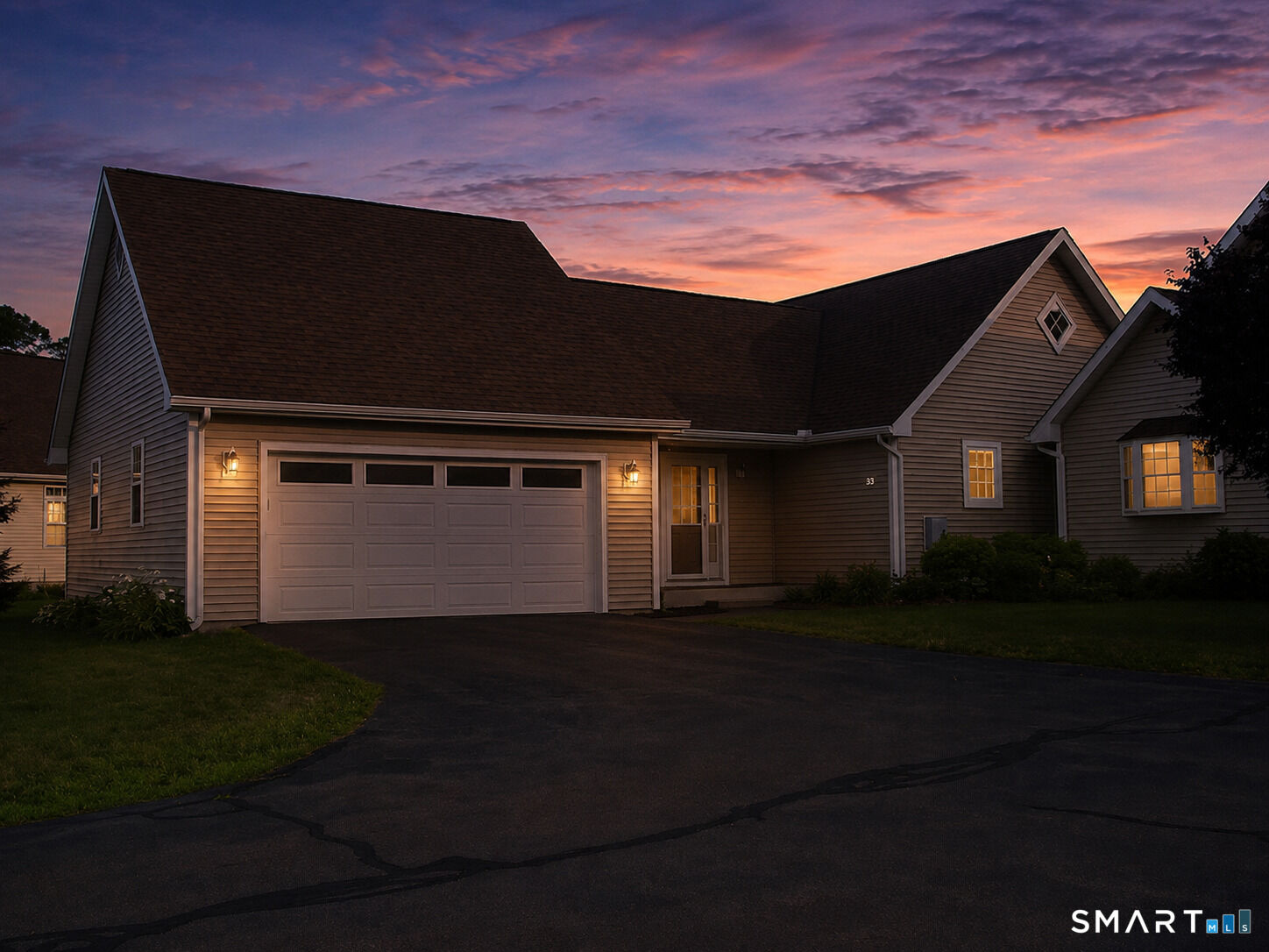 Property Photo:  33 Joanne Drive 33  CT 06108 
