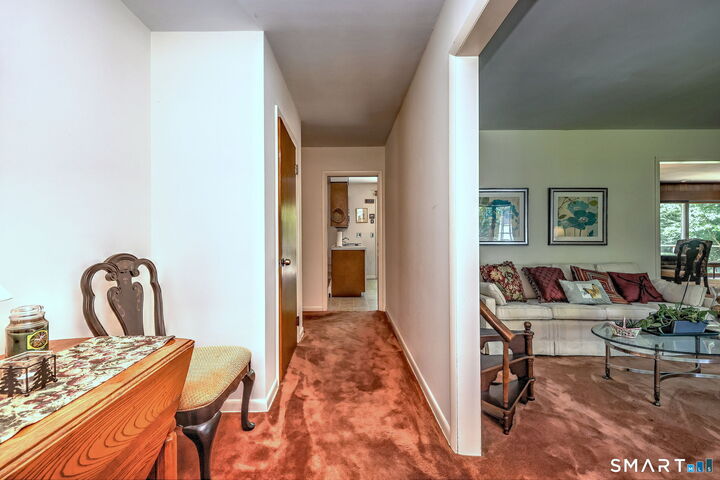 Property Photo:  8 Mayflower Road  CT 06851 