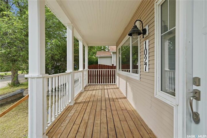 Property Photo: 1027 Grafton Avenue SK S6H 3S2