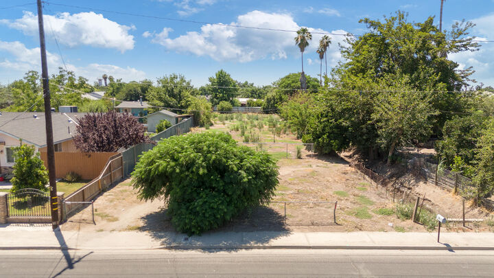 Property Photo: 115 N Westwood Street CA 93257