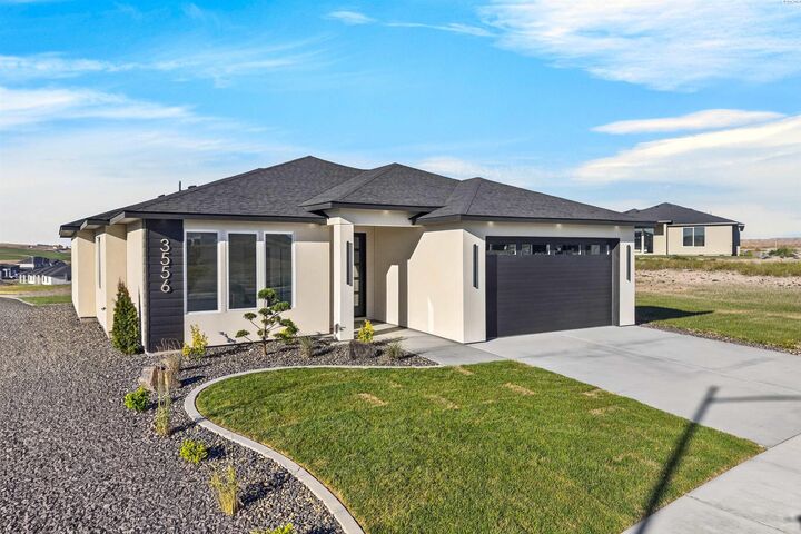 Property Photo:  3556 Nuthatch St  WA 99352 