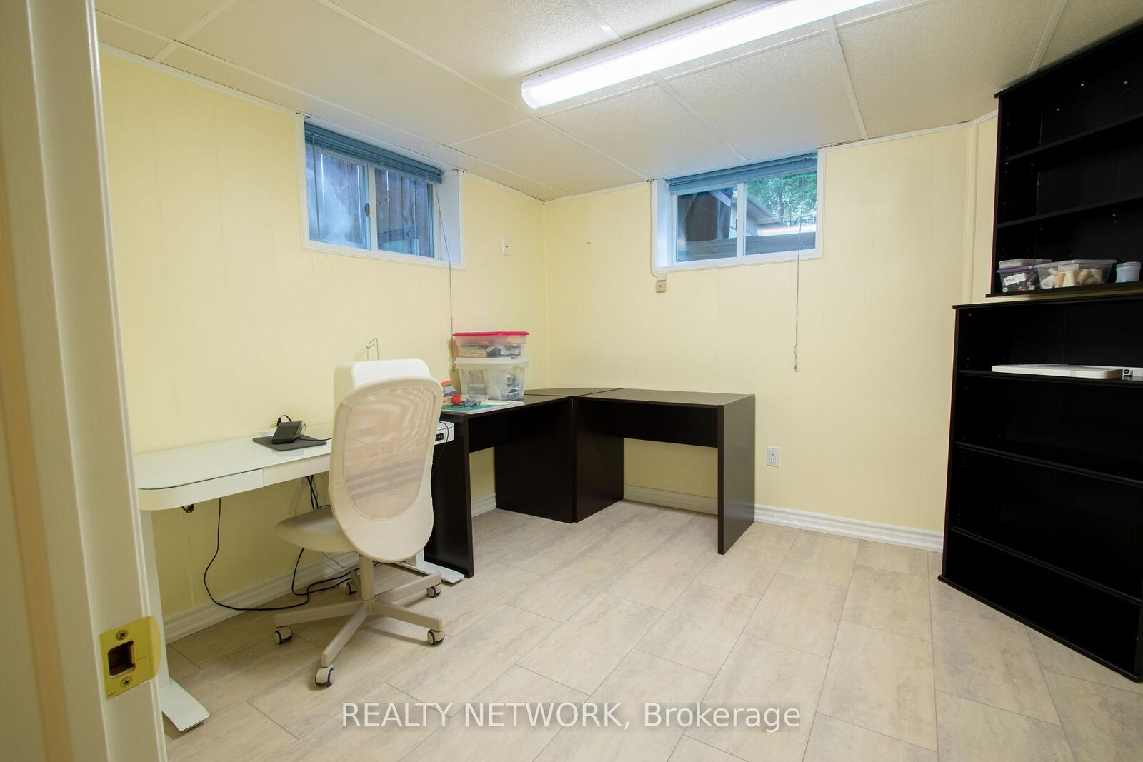Property Photo: 652 Upper Wentworth Street ON L9A 4V3