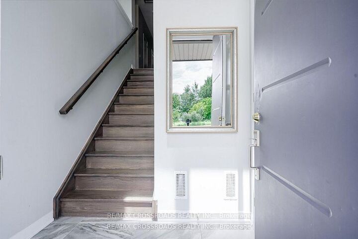 239 Port Darlington Road — photo 1
