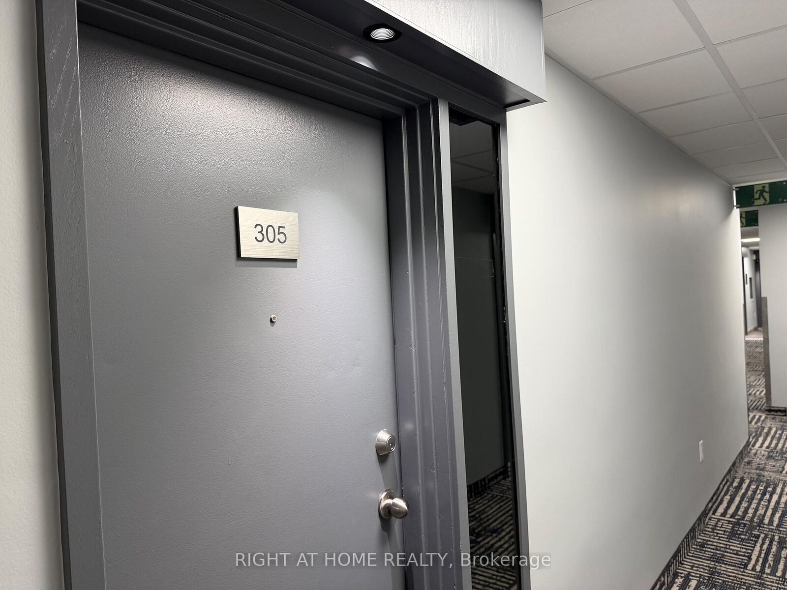 Property Photo: 4064 Lawrence Avenue E 305 ON M1E 4V6
