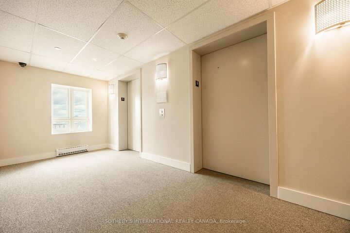 Property Photo: 155 Water Street S 502 ON N1R 3E3