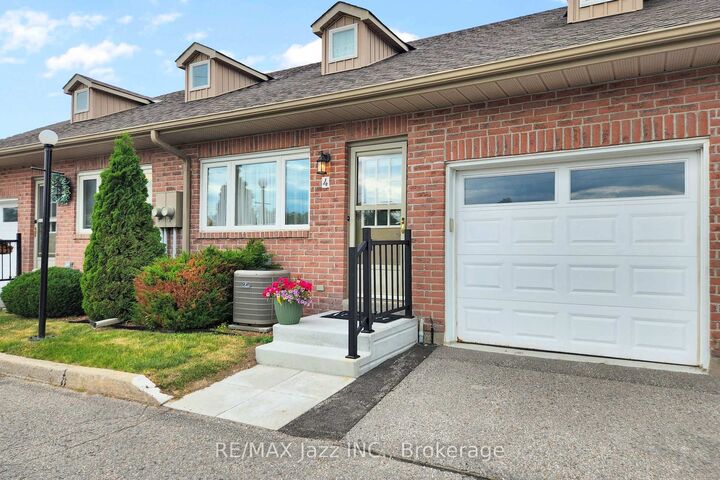 Property Photo: 234 Water Street 4 ON L9L 1C4