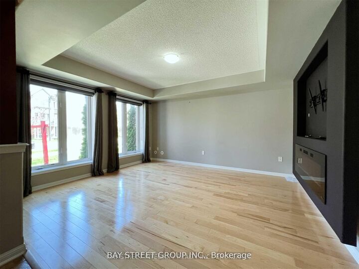 656 Holly Avenue — photo 1