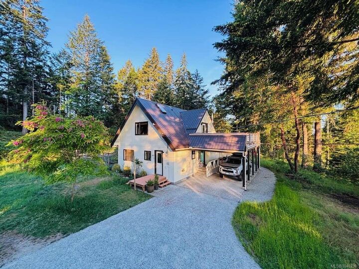 261 Mobrae Ave — photo 1