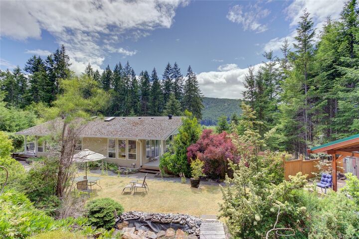 9857 Youbou Rd — photo 1