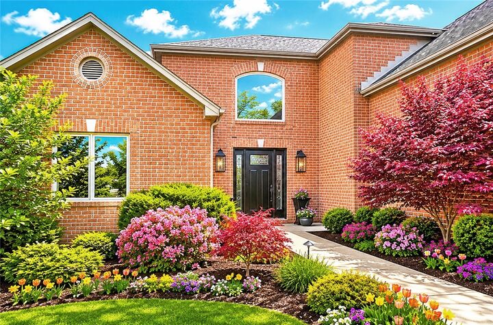 Property Photo: 501 Kingston Circle PA 15367