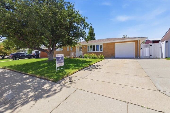 Property Photo: 3025 Hamilton Way WY 82604