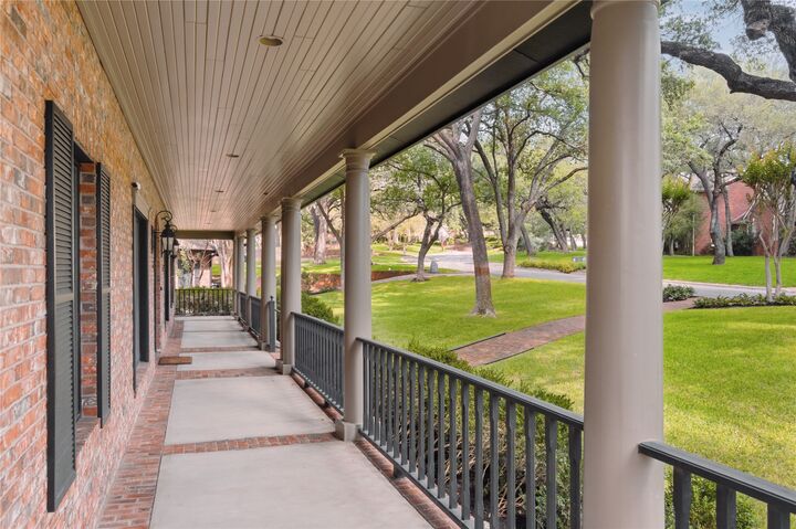 Property Photo: 4209 Dunning Lane TX 78746