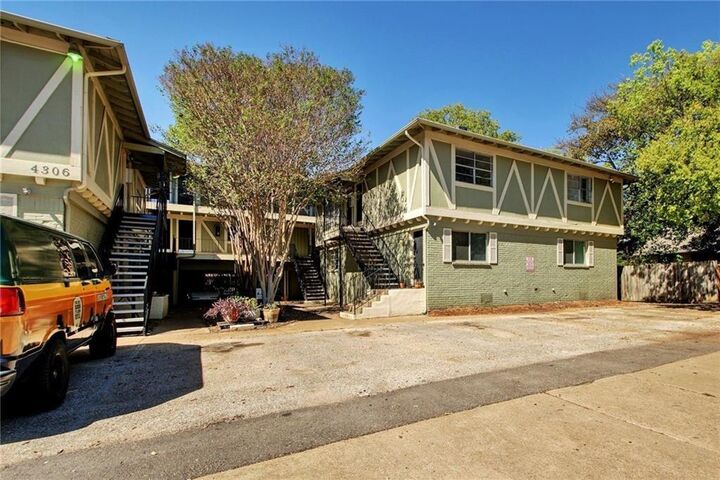Property Photo: 4306 Avenue A Avenue 114 TX 78751