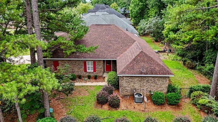 Property Photo:  1911 Regalwood Drive  GA 31721 