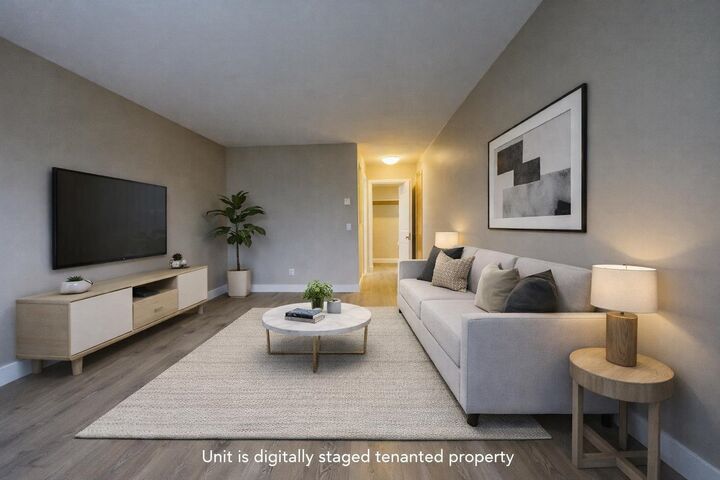 46000 First Avenue 102 — photo 1