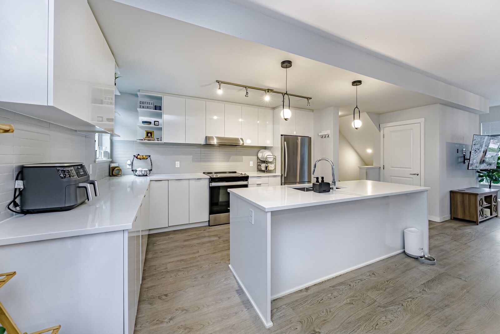 Property Photo: 15151 Edmund Drive 3 BC V3S 0B2