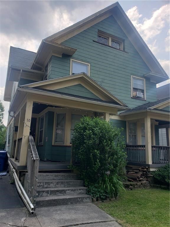 Property Photo:  12 Regent Street  NY 14607 