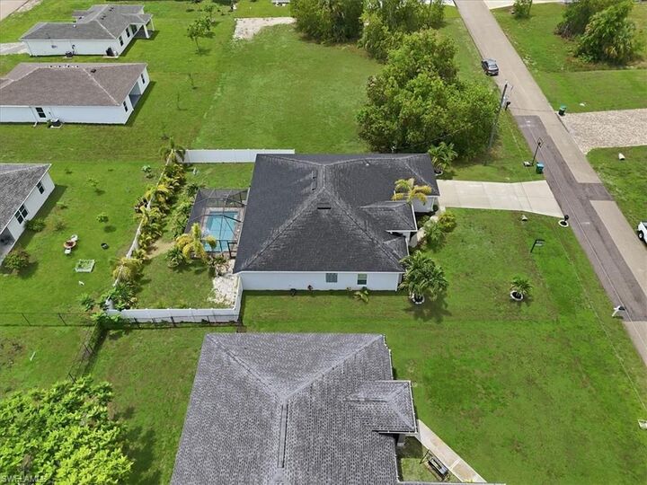 Property Photo: 4122 NE 20th Ct FL 33909