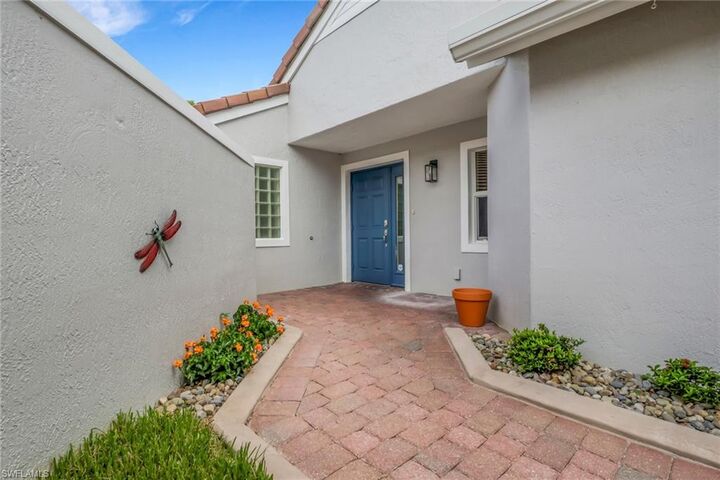 Property Photo:  2232 Summersweet Dr  FL 33920 