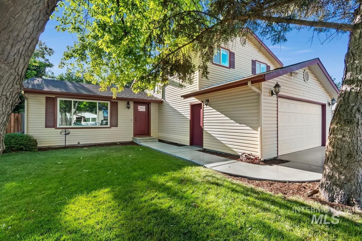 Property Photo: 2330 S Quicksilver St ID 83705