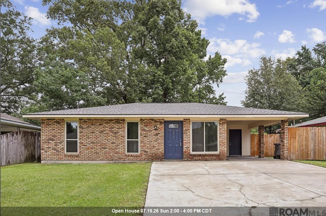 Property Photo: 6291 San Juan Dr LA 70811