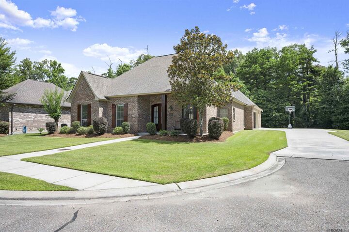 Property Photo:  18191 Villa Trace Ave  LA 70739 
