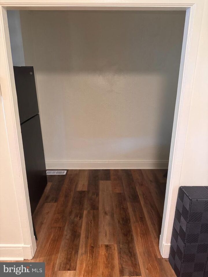 Property Photo:  3051 Seamon Avenue  MD 21225 