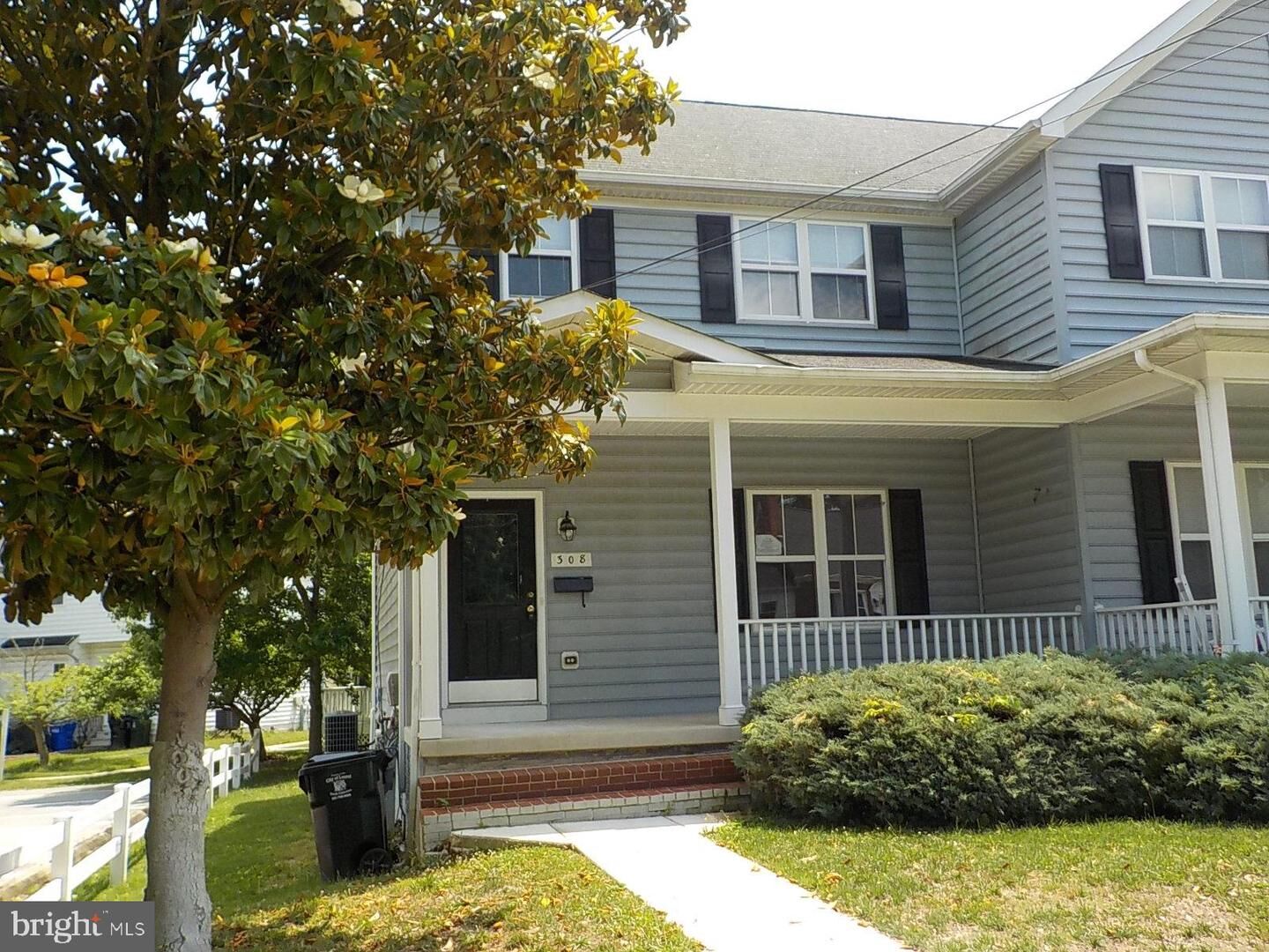 Property Photo: 308 11th Street MD 20707