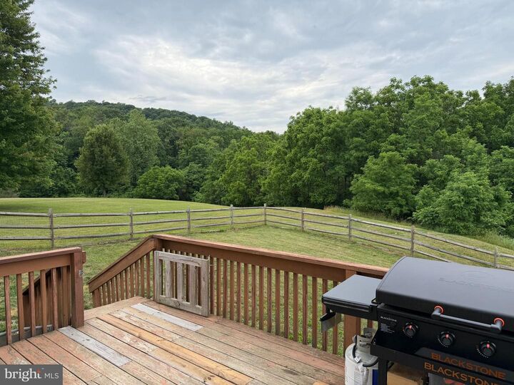 Property Photo: 7 Kathryn Drive PA 17020