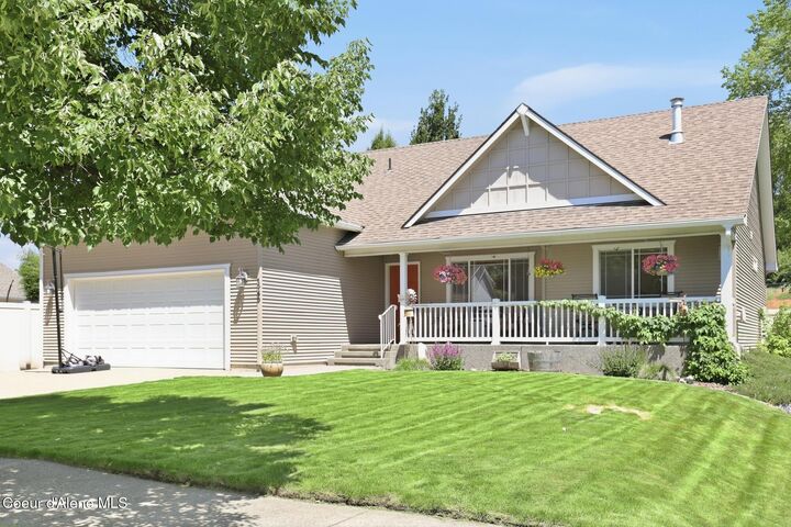 Property Photo:  1460 N Willamette Dr  ID 83854 