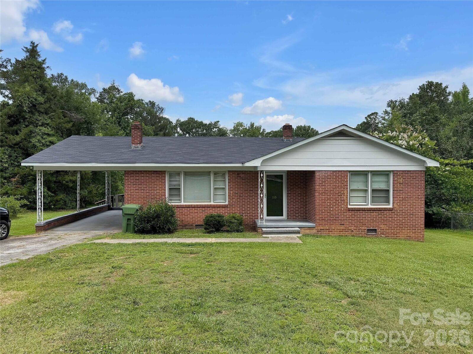 Property Photo:  113 Pinewood Avenue  SC 29325 