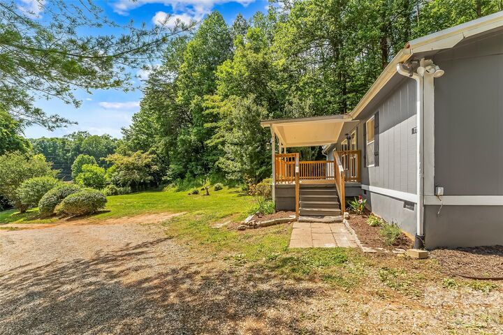 Property Photo:  771 Hoppy Tom Hollow Road  NC 28752 