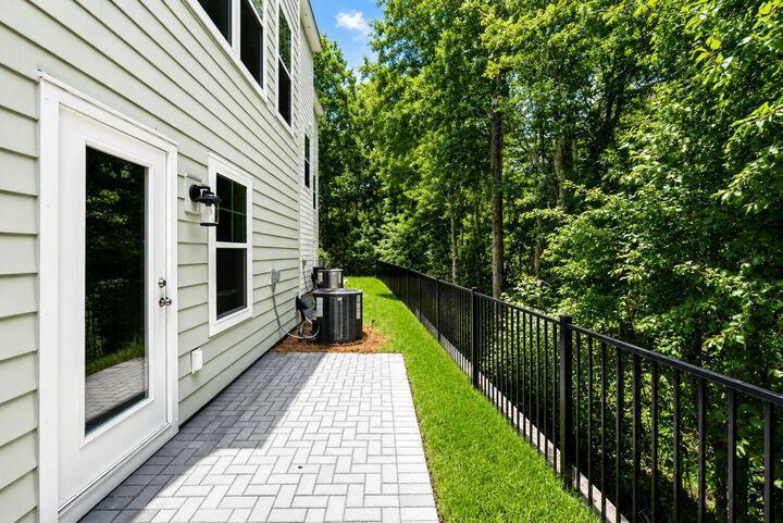 Property Photo:  477 Caledon Court  SC 29455 