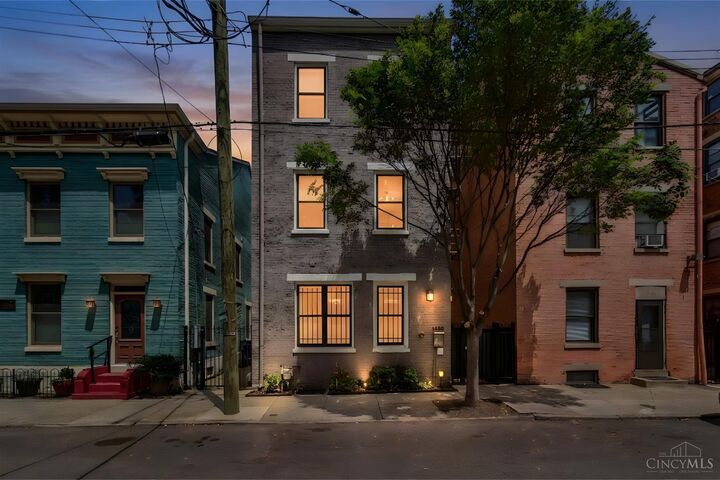 Property Photo:  1406 Republic Street  OH 45202 