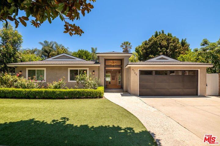 Property Photo:  4708 Aqueduct Ave  CA 91436 