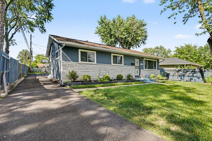 Property Photo: 1280 Smith Road OH 43207