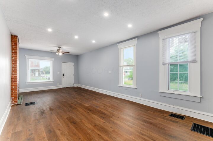 Property Photo:  368 N Garfield Avenue  OH 43203 