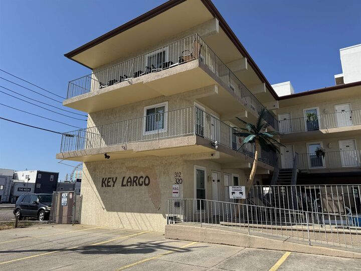 Property Photo: 320 E Wildwood NJ 08260