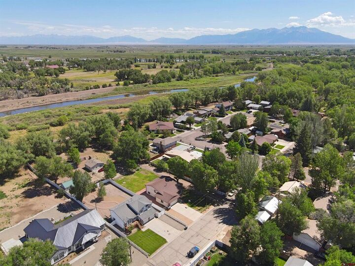 Property Photo: 1109 Lincoln Street CO 81101