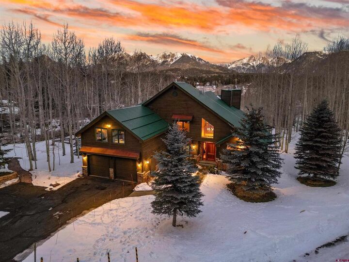 Property Photo:  160 Winterhawk Drive  CO 81301 