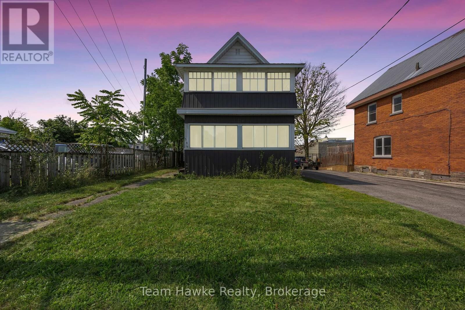 Property Photo: 344 Midland Avenue ON L4R 3K7