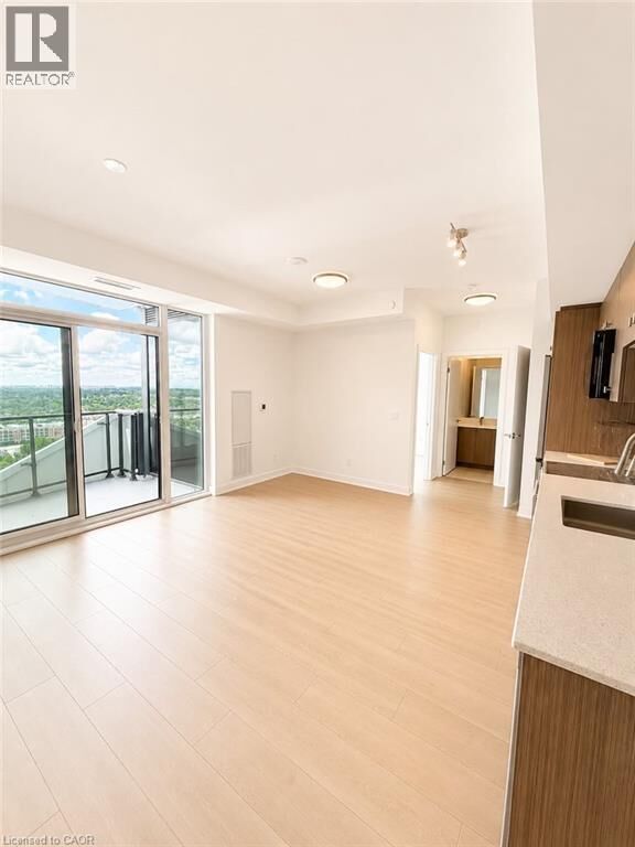 Property Photo:  25 Wellington Street South 2806  ON N2G 0G5 