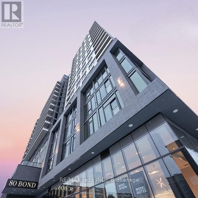 Property Photo:  80 Bond Street East 403  ON L1G 0E6 
