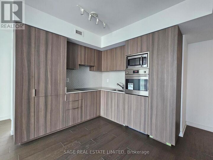 Property Photo:  11 Wellesley Street West 1211  ON M4Y 0G4 
