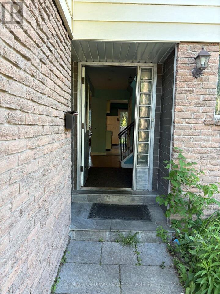 Property Photo:  58 Carolbreen Square  ON M1V 1H5 