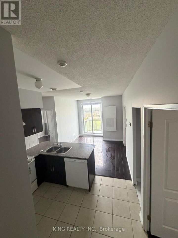 Property Photo: 7405 Goreway Drive 718 ON L4T 0A3