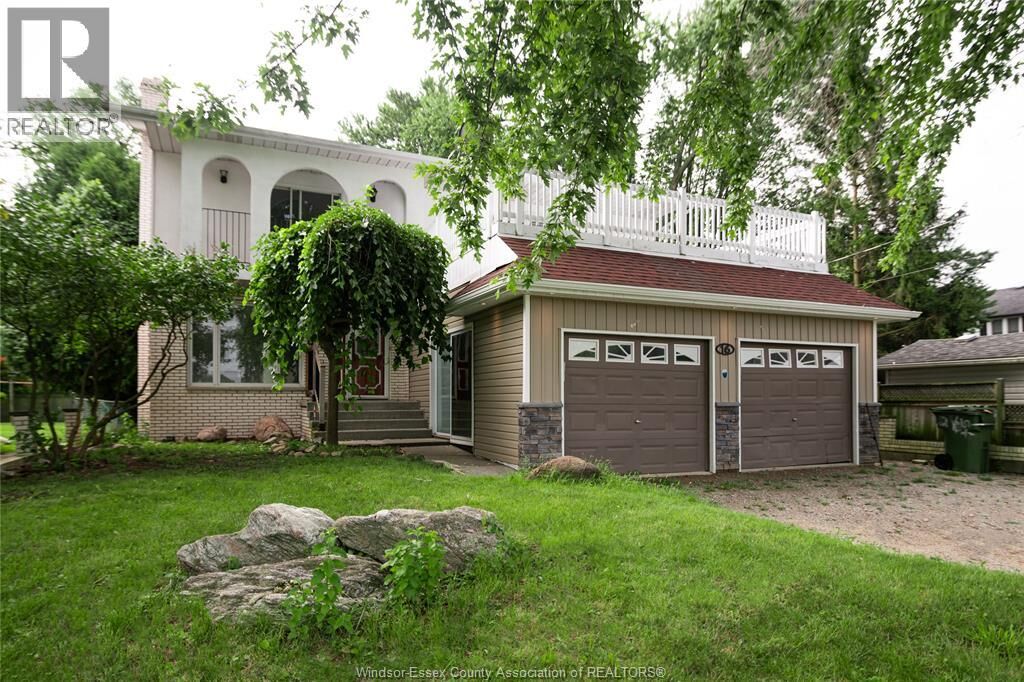 Property Photo:  16 Eugenie Upper  ON N7M 3Y8 