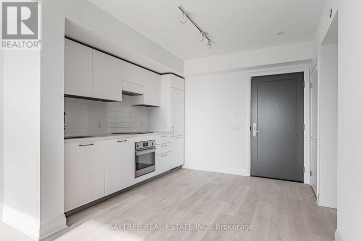 Property Photo: 33 Frederick Todd Way 409 ON M4G 0C9
