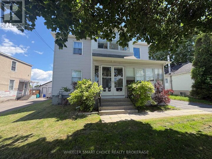 Property Photo: 202 Jarvis Street ON K6H 5J3