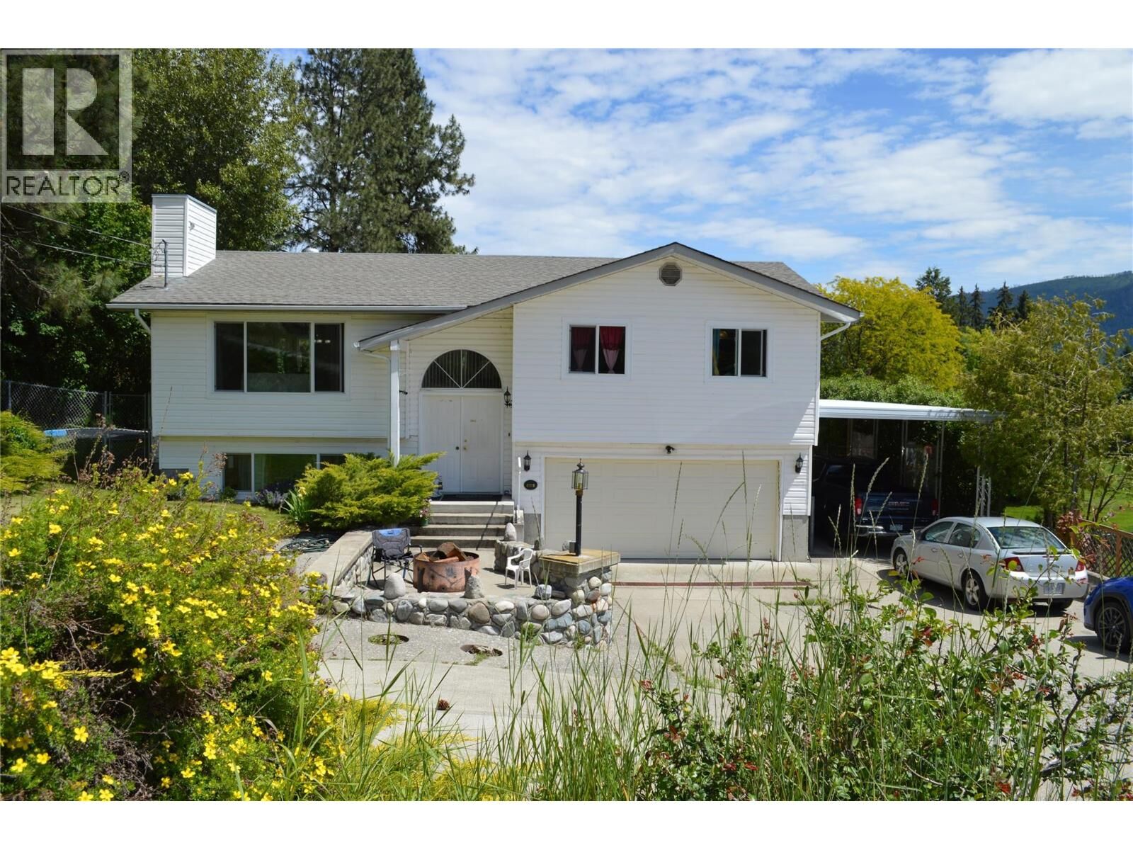 Property Photo: 6846 Galena Avenue BC V0H 1H2